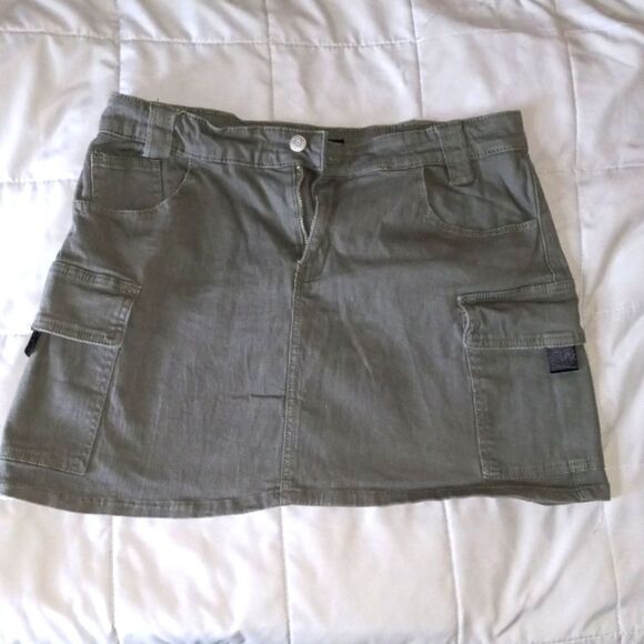 Almost Famous Dresses & Skirts - Almost Famous Skirt